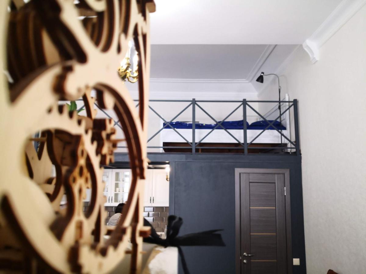 Затишні Апартаменти, Вулиця Дерибасівська, 13 Odesa Exterior photo